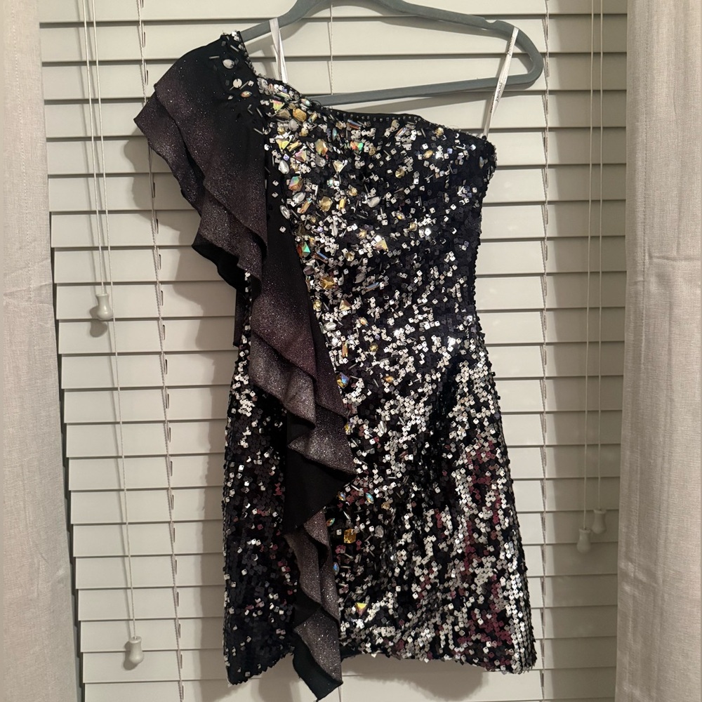 Tony Bowls Elegant Black Satin Gown